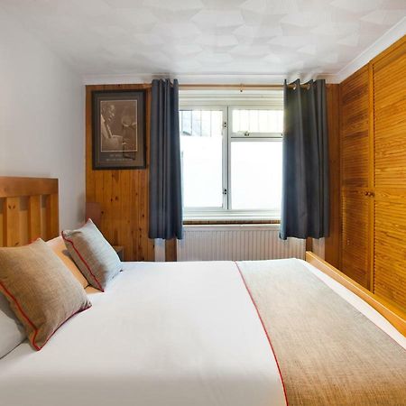 Oyo Avalon Lifestyle Guest House ブライトン エクステリア 写真
